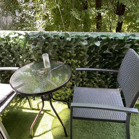 Cellini Apartment Букурещ Екстериор снимка