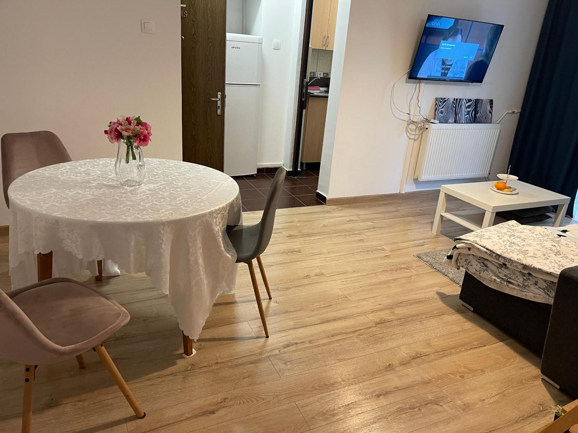 Cellini Apartment Букурещ Екстериор снимка