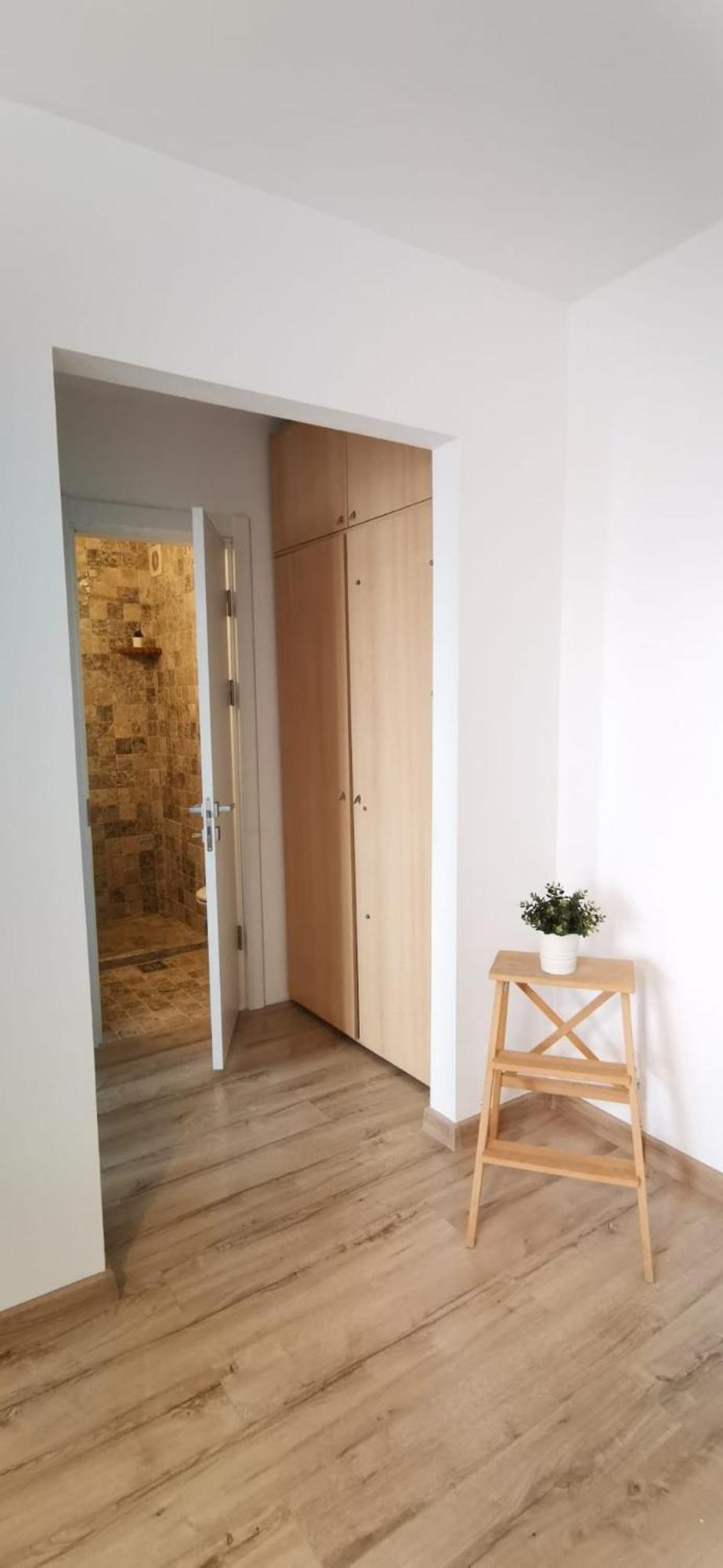 Cellini Apartment Букурещ Екстериор снимка