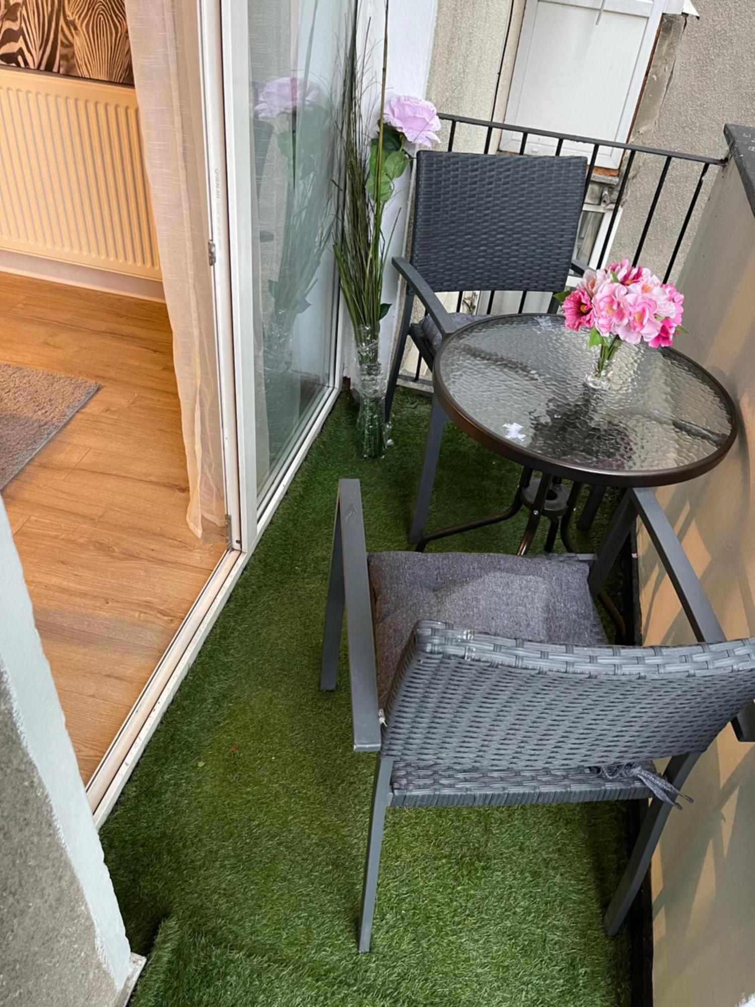 Cellini Apartment Букурещ Екстериор снимка